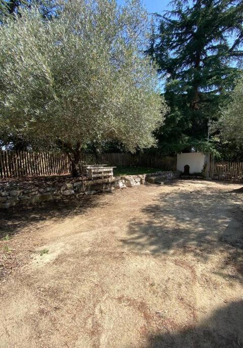 Petit Mas Calme Typique Du Sud ! Valergues Exterior foto